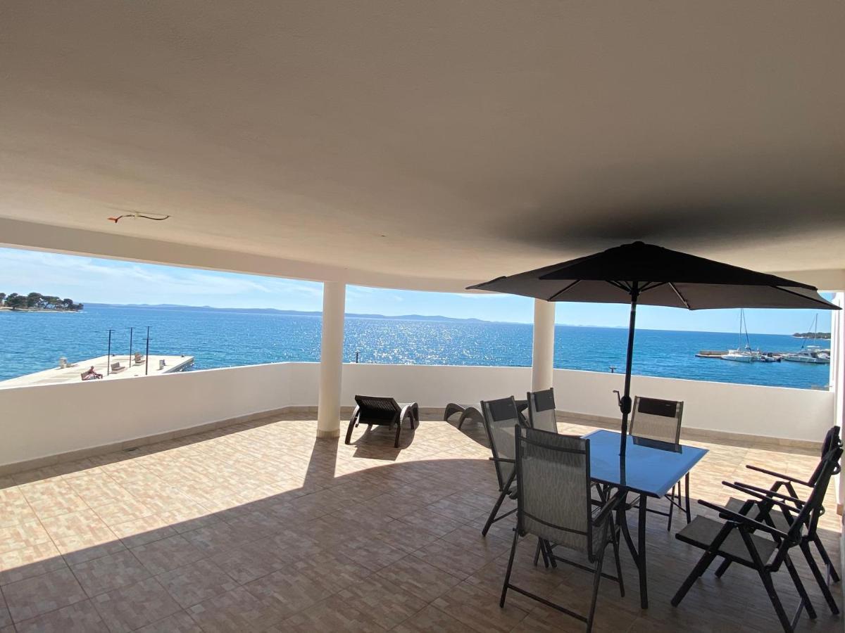 Villa Magia Sul Mare ペトルチャネ エクステリア 写真