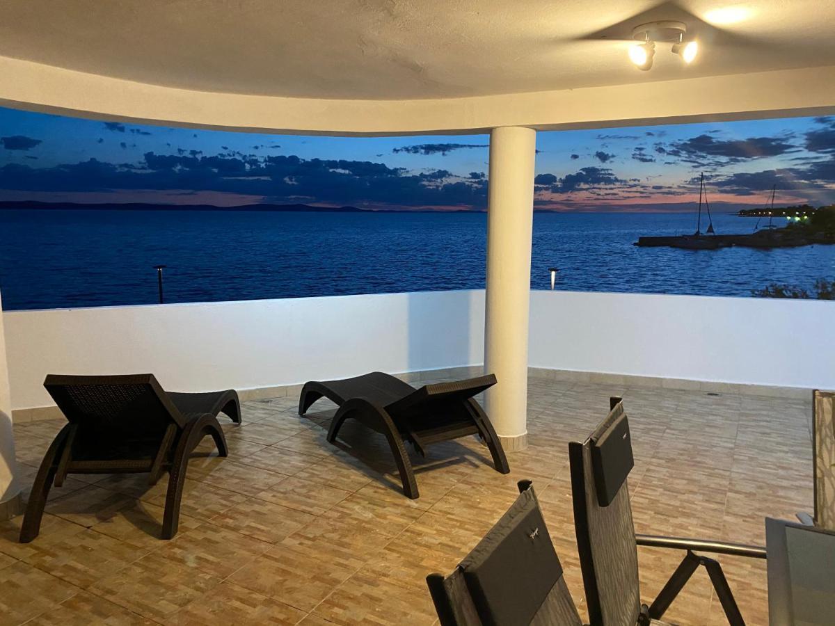 Villa Magia Sul Mare ペトルチャネ エクステリア 写真