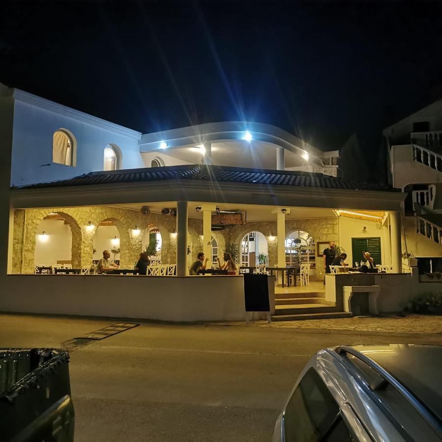 Villa Magia Sul Mare ペトルチャネ エクステリア 写真