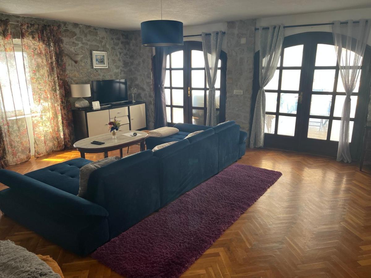 Villa Magia Sul Mare ペトルチャネ エクステリア 写真